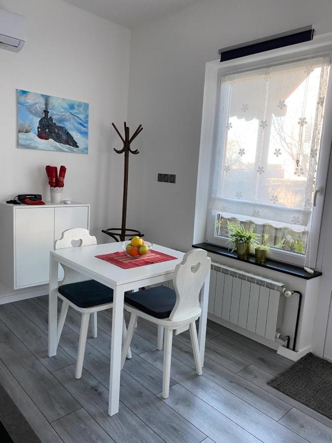 Lipik Studio Apartman Lora מראה חיצוני תמונה