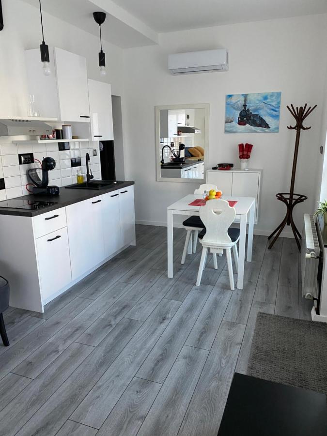 Lipik Studio Apartman Lora מראה חיצוני תמונה